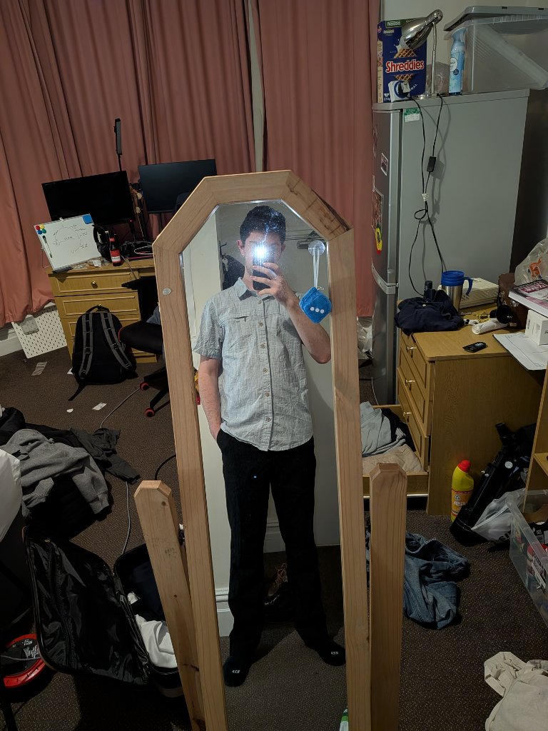 Shared outfit photo