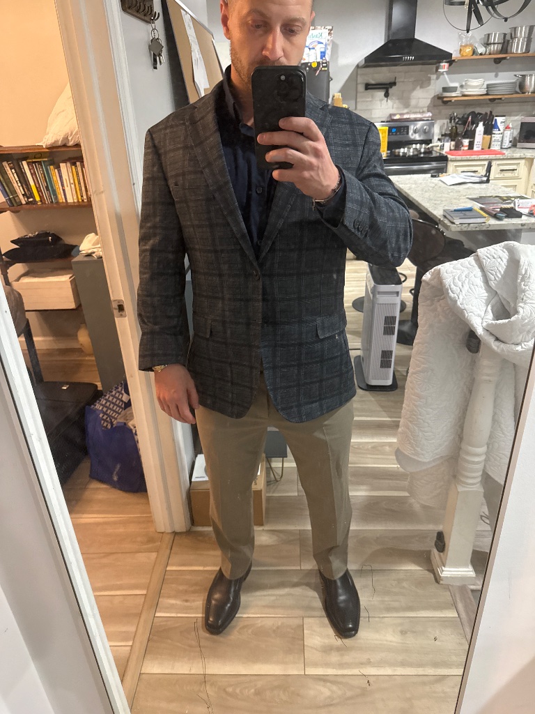 Shared outfit photo
